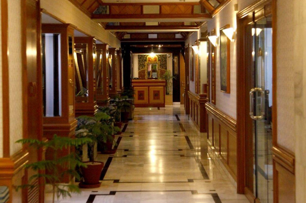 Sunfort Hotel Lahore Esterno foto